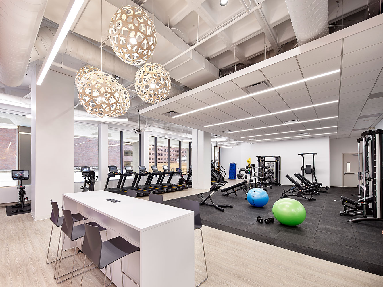 Does Having an Amenity Center Increases the Value of Your Commercial Property?